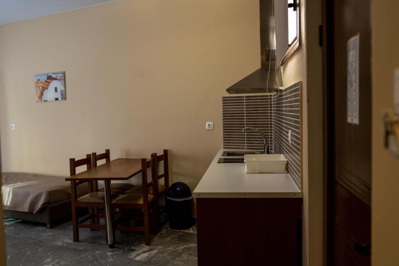Ekavi Hotel Sfáka Zewnętrze zdjęcie